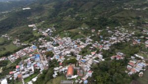 Comienza contratación para pavimentar vía a Oporapa