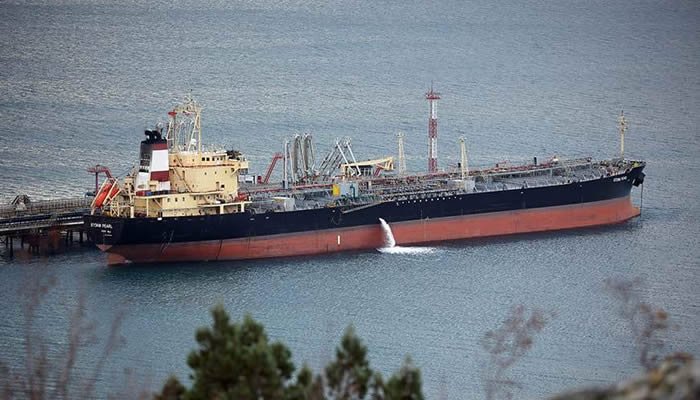 Petrolero ruso, en auxilio a Cuba