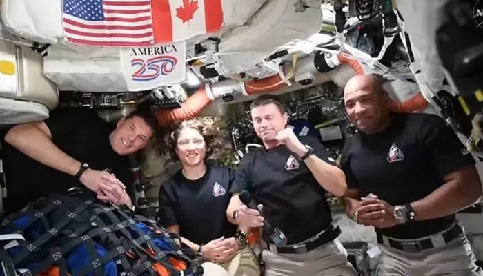 Artemis II cumplió su misión y volvió a casa