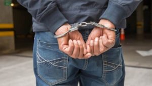 A pagar 12 años de cárcel por abusar de su nieta en Tarqui