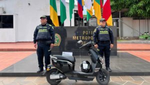 Aprehendido adolescente por hurto de moto