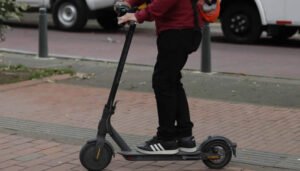 Nuevas regulaciones para el uso de patinetas eléctricas