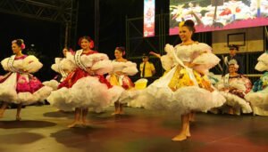 Ronda sampedrina en la Comuna Dos