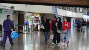 Advierten de estafas en las terminales de transporte