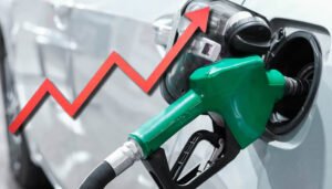 Comenzó el mes con aumento del precio de la gasolina