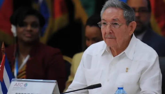 Estados Unidos estaría detrás de Raúl Castro