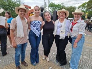 Neivanos disfrutaron del Desfile de Chivas