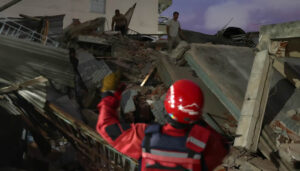Aumenta a 188 la cifra de muertos por los terremotos en Venezuela
