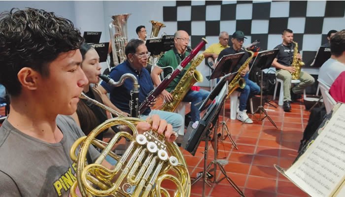 Banda Sinfónica del Huila rinde homenaje a las fiestas con concierto