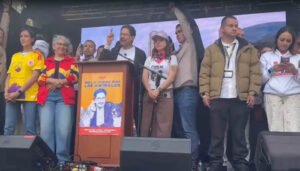 Iván Cepeda también se puso la camiseta de la Selección