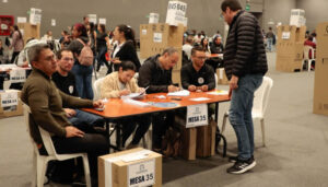 Registraduría destaca alta coincidencia entre preconteo y escrutinio de votos