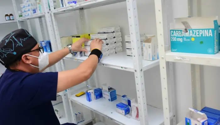 La cartera del sistema de salud con las farmacéuticas
