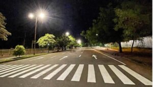 Labores de señalización horizontal en Neiva