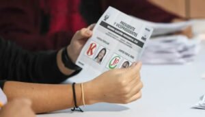 Apretado final de elecciones presidenciales en el Perú