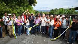 Gobernación del Huila entrega nueva placa huella  en Campoalegre