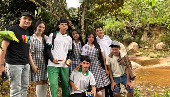 Importante proyecto en pro del agua liderado por estudiantes de Suaza
