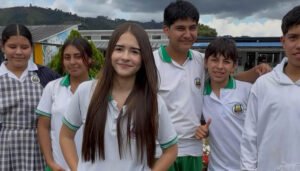 Estudiantes de Palestina desarrollan un sistema inteligente para filtrar y monitorear la calidad del agua