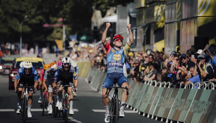 Victoria danesa en etapa del Tour, Tejada cede puestos