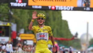 Tadej Pogacar, pentacampeón del Tour