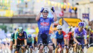 Jornada plana en el Tour de Francia con victoria belga