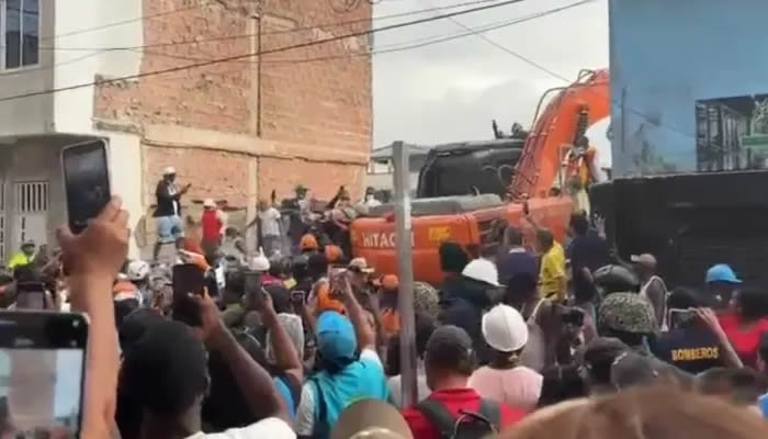 Terremoto deja 265 muertos y más de 3.400 heridos