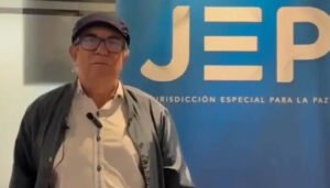 JEP imputa crímenes de guerra y de lesa humanidad a 27 excomandantes de las Farc