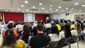 Neiva analiza renovación urbana y déficit de vivienda en la actualización del POT