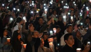 Cumplida velatón en Bogotá por las víctimas del terremoto