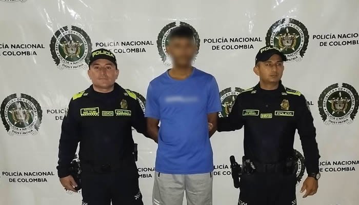 Capturado por acceso carnal abusivo