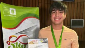 Beca universitaria para joven con puntaje perfecto en Saber 11