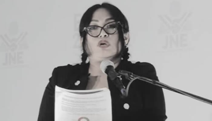 Periodista y candidata es asesinada durante acto de campaña en Perú