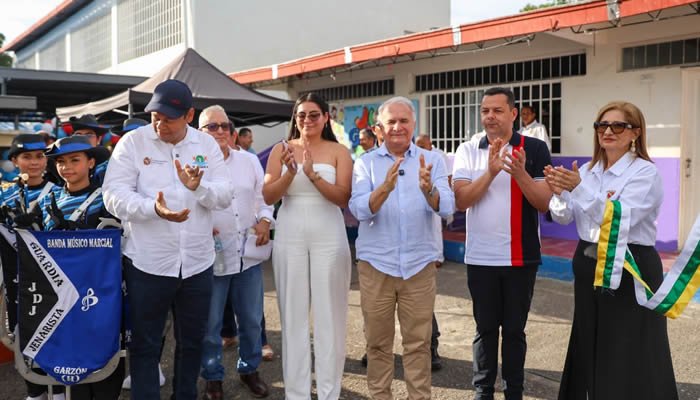 Juntas de Acción Comunal impulsan mejoramiento de infraestructura educativa en Garzón