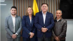 MinAgricultura y Grupo Éxito se alían para comprar directamente a pequeños productores