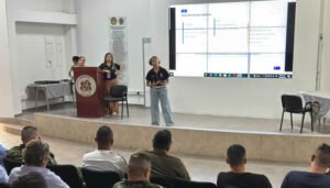 Neiva capacita a soldados para prevenir la violencia intrafamiliar