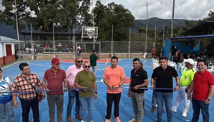 Vereda de Garzón con renovado escenario deportivo